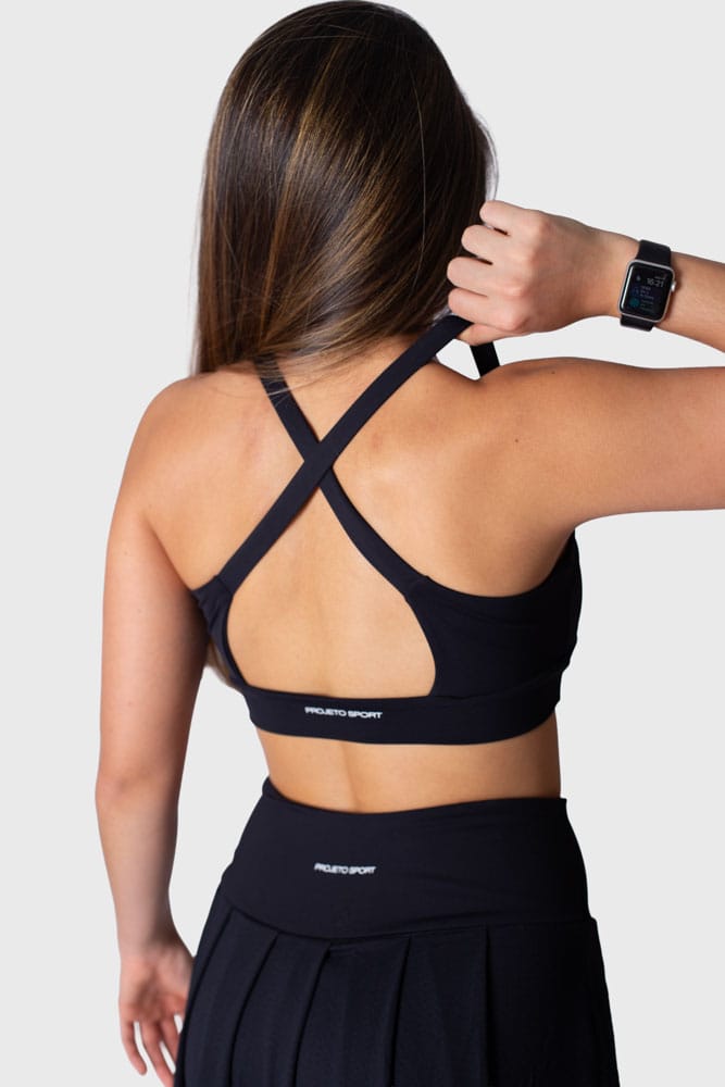 Short saia preto pregas com bolso