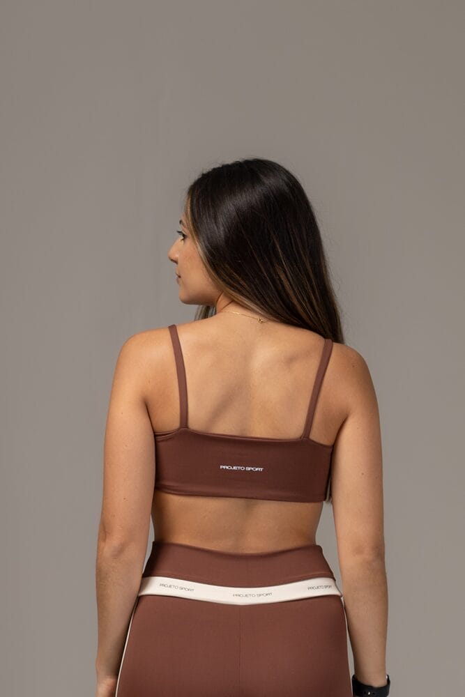 Top marrom com viés duplo off-white