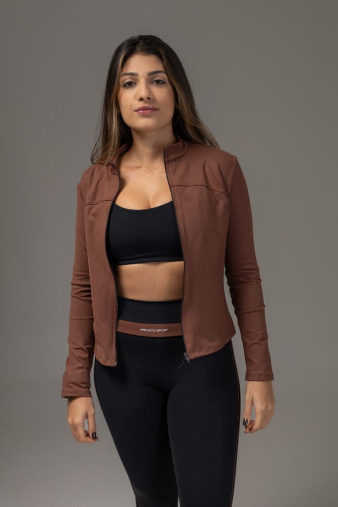 Jaqueta marrom com zíper