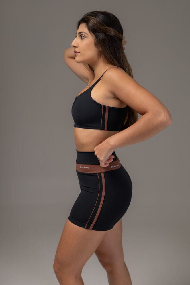 Short cross preto com viés duplo marrom