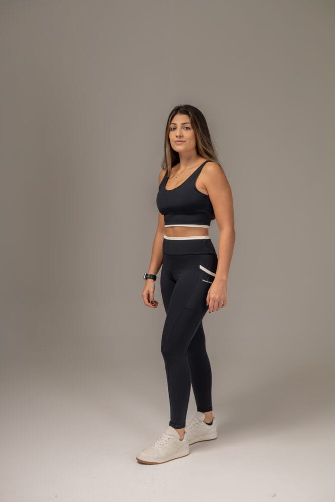 Legging preto com viés e bolso off-white