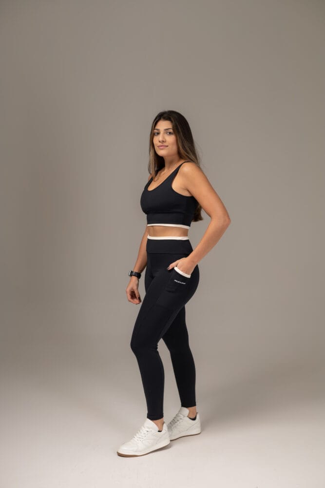 Legging preto com viés e bolso off-white