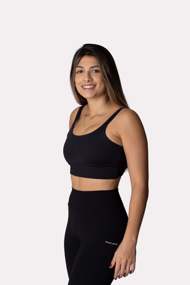 Top preto de alça larga