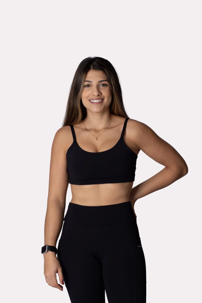 Top preto de alça fina