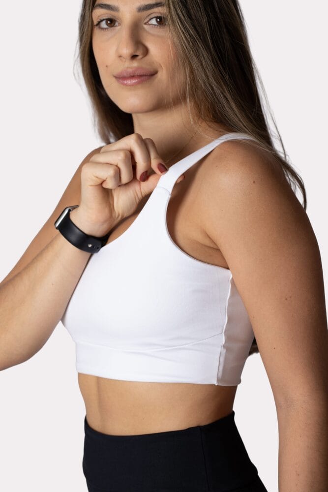 Top branco de alça larga