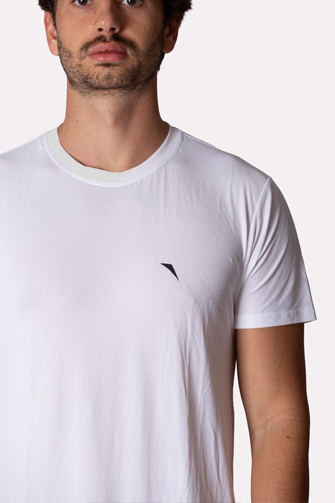 Camiseta masculina branca poliamida