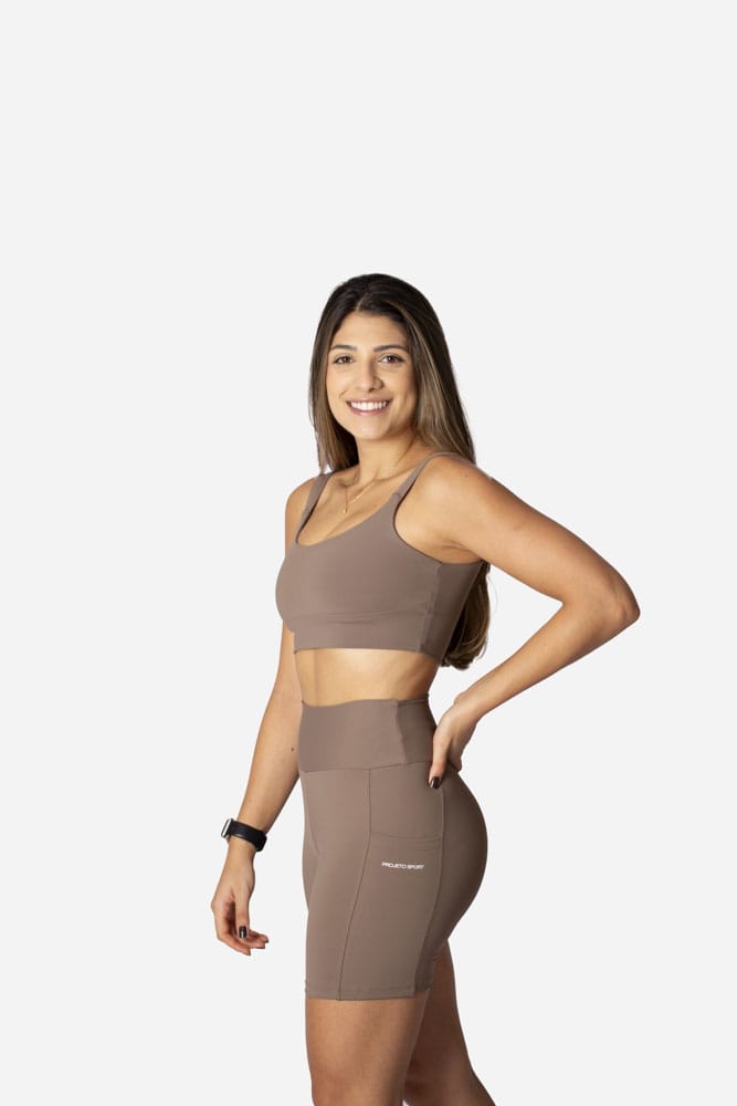 Top castanho de alça larga