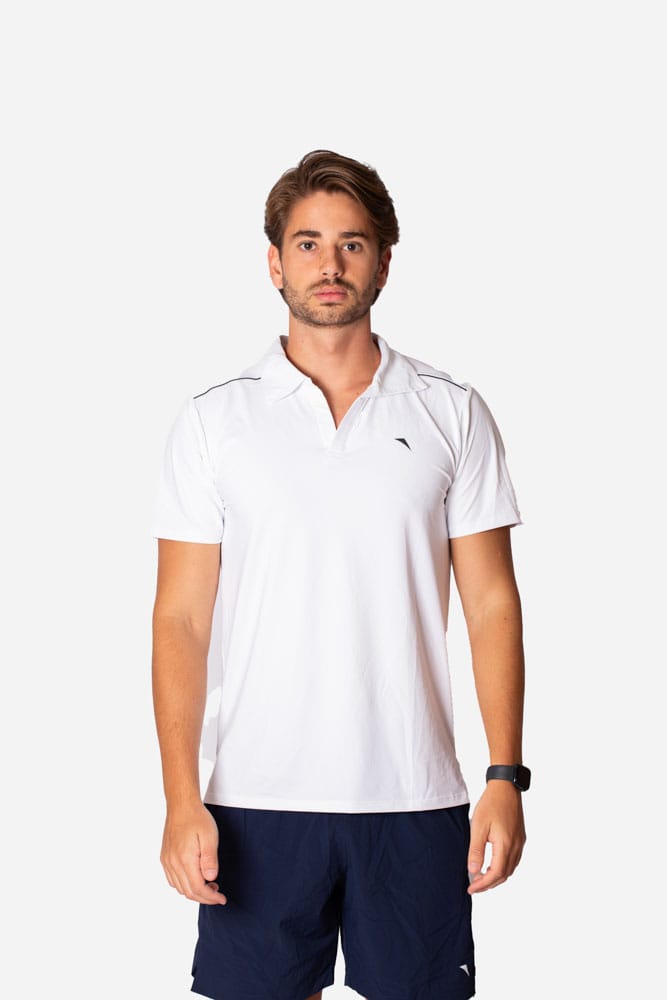Camiseta polo italiana branca sem botão e com viés preto